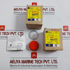 Lot Of 2X SCHNEIDER ELECTRIC 9001KU2 Push Button Protective Cap Red