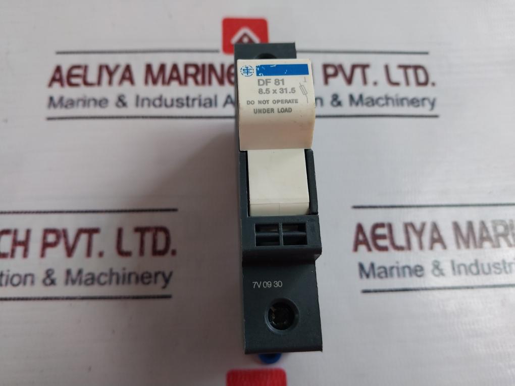 Lot of 2X SCHNEIDER ELECTRIC DF81 Fuse Holder 500v