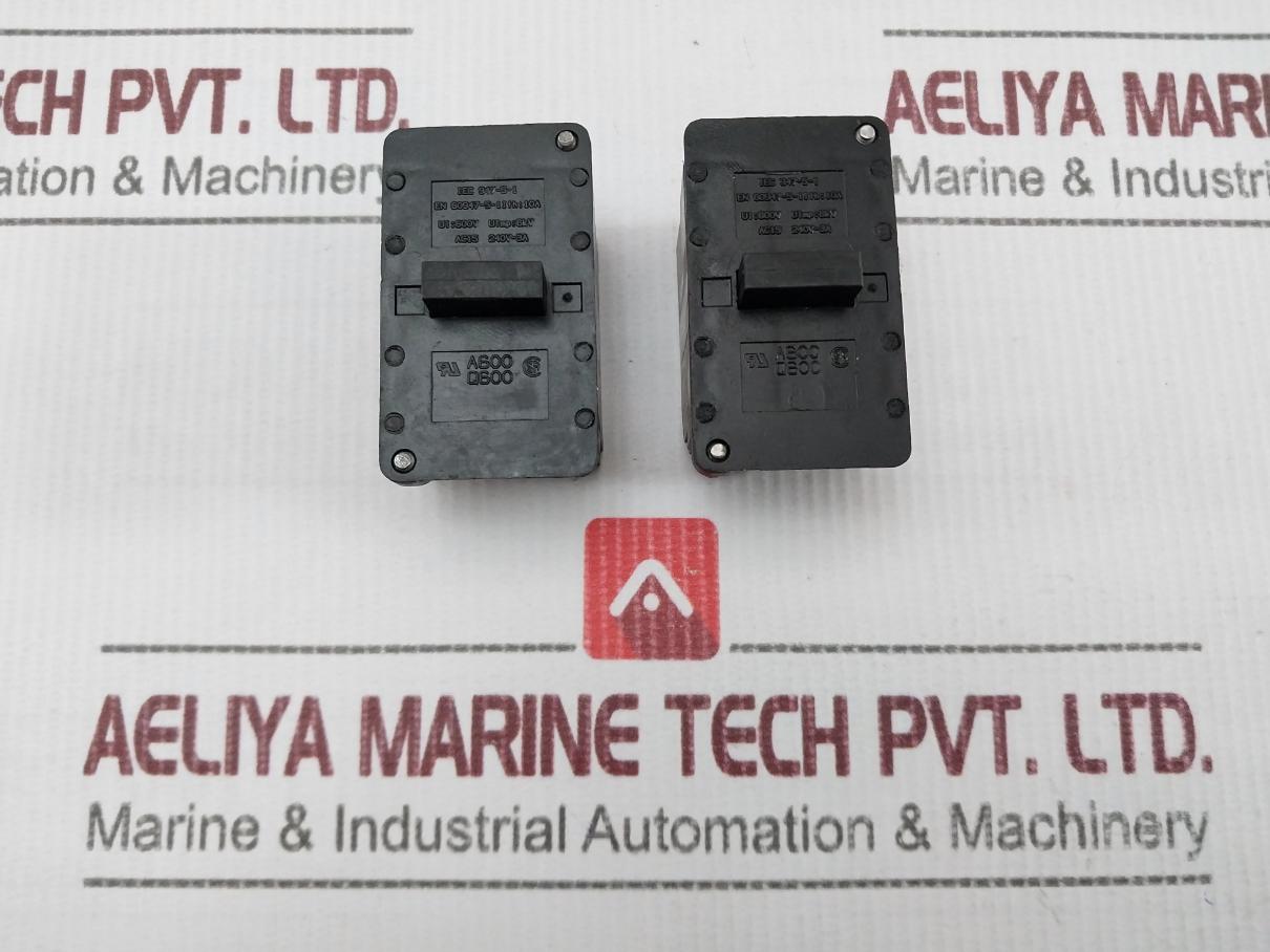 Lot Of 2X Schneider Electric Xen-g1191 Contact Block