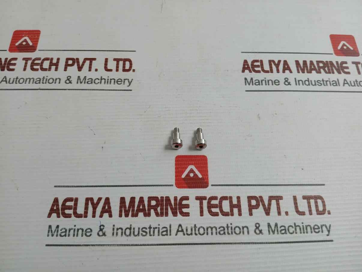 Lot Of 2X Shoulder Screw M4 X 6 Waters