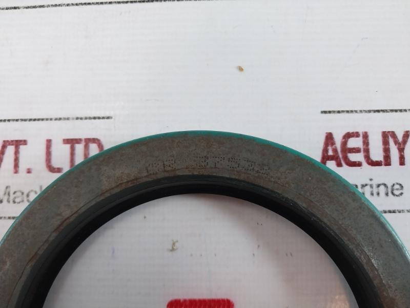 Lot of 2X SKF CR 37532 Oil Seal 80885645
