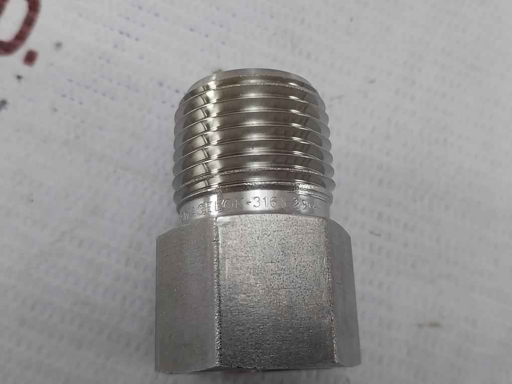 Lot Of 2X Swagelok 316 L29 Tube Adapter Wcr-480-30