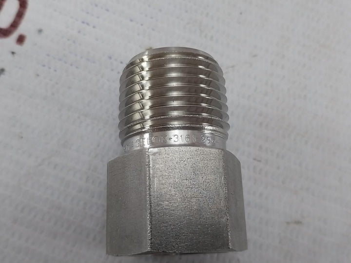 Lot of 2X SWAGELOK 316 L29 Tube Adapter WCR-480-30
