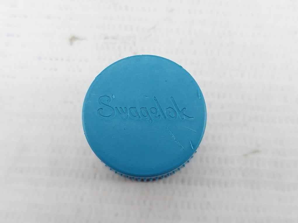 Lot Of 2X Swagelok 316 L29 Tube Adapter Wcr-480-30