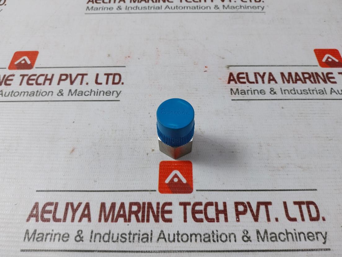 Lot Of 2X Swagelok 316 Vnk Straight Male Npt Connection Tube Fitting Wcr-480-30