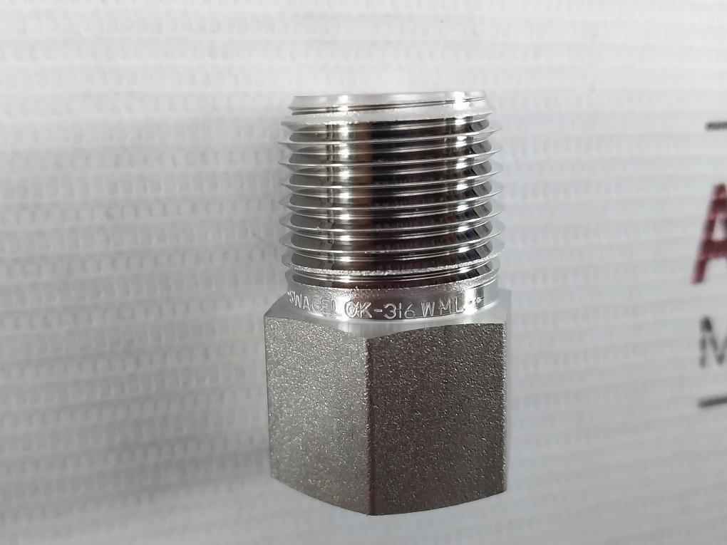 Lot Of 2X Swagelok 316 Wml Tube Adapter Wcr-480-30