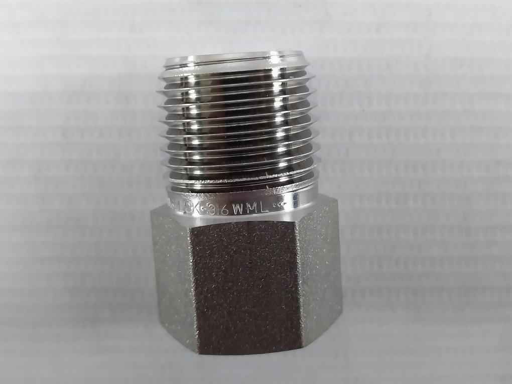 Lot Of 2X Swagelok 316 Wml Tube Adapter Wcr-480-30