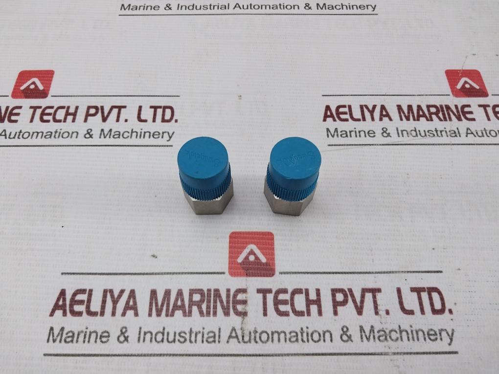 Lot of 2X SWAGELOK 316 WML Tube Adapter WCR-480-30
