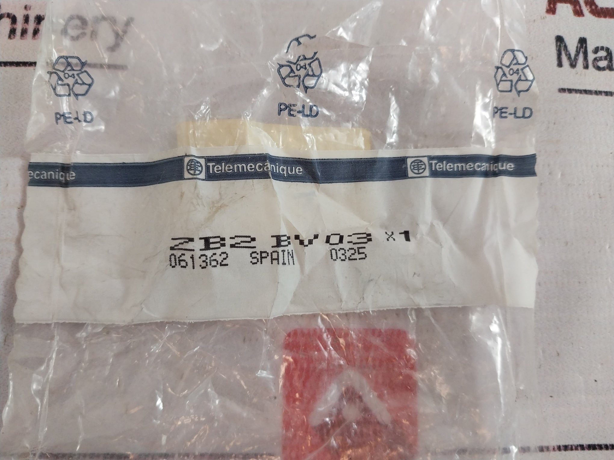 Lot Of 2X Telemecanique Zb2-bv03 Lens Pilot Light