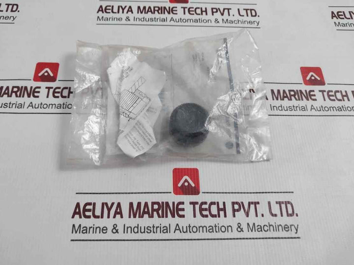 Lot Of 2x Allen-bradley 800h-np5h Boot And Adapter For Push Button