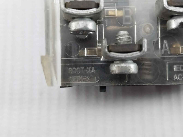 Lot Of 2x Allen-bradley 800t-xa Contact Block Series D