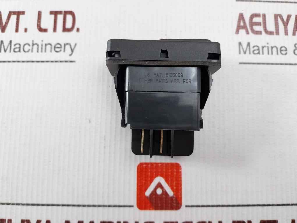 Lot Of 2x Carling Technologies Va1a 1344r Light On-off Switch Rocker 15a 125vac