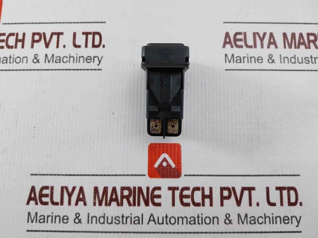 Lot Of 2x Carling Technologies Vj8as004-6zz00-000 Heat Level Switch Rocker 3-way