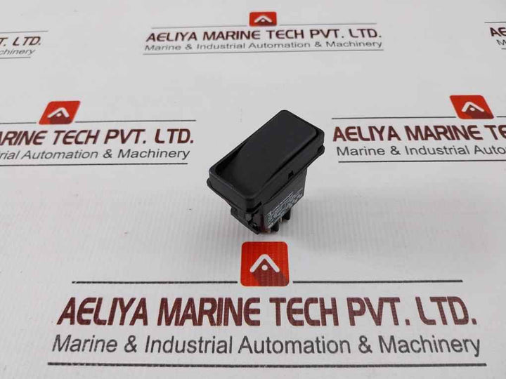 Lot Of 2x Carling Technologies Vj8as004-6zz00-000 Heat Level Switch Rocker 3-way