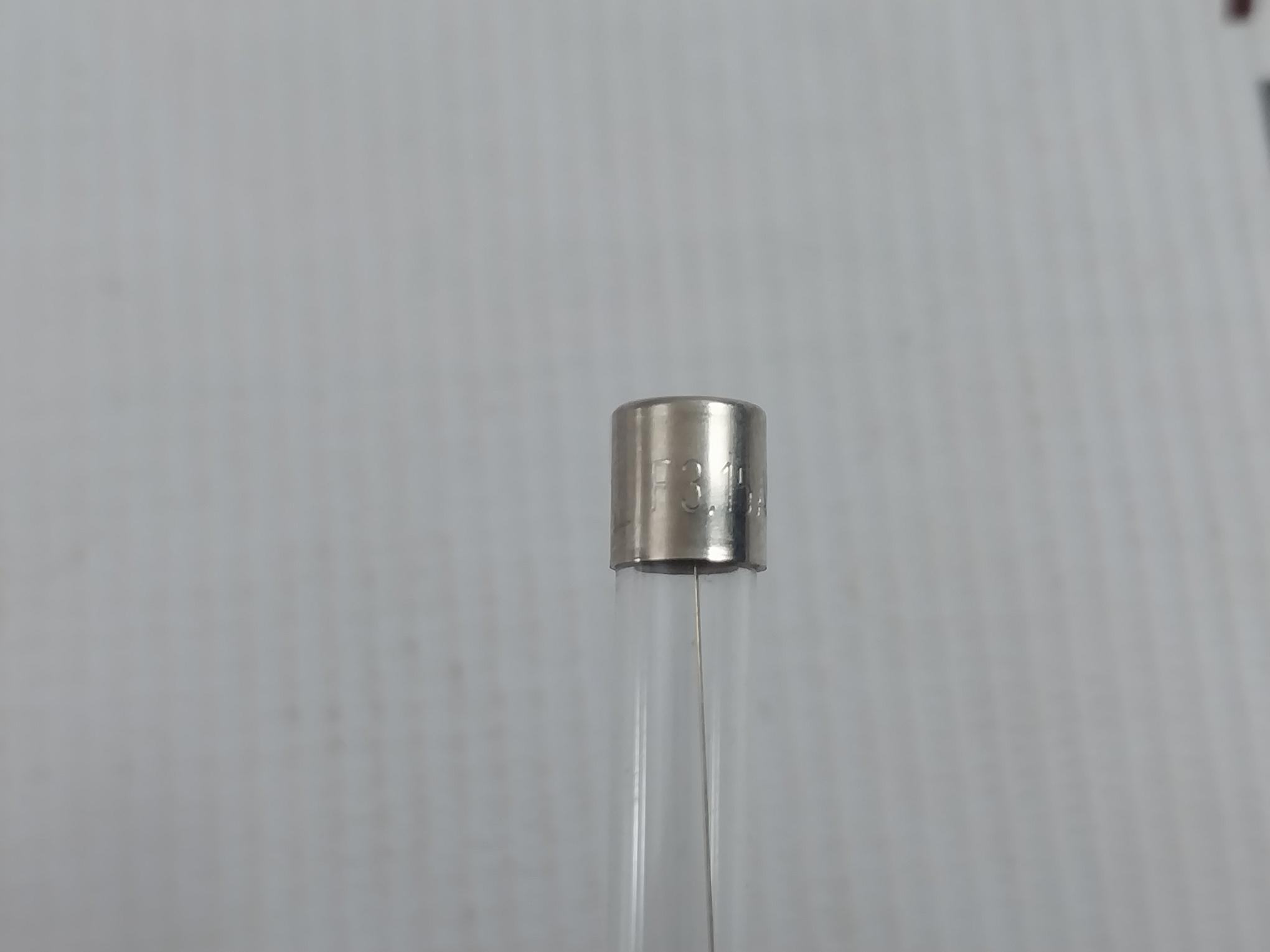 Lot of 37X F3. 15A 250V Glass Tube Fuse