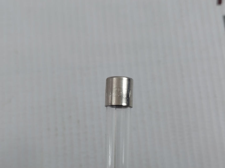 Lot of 37X F3. 15A 250V Glass Tube Fuse