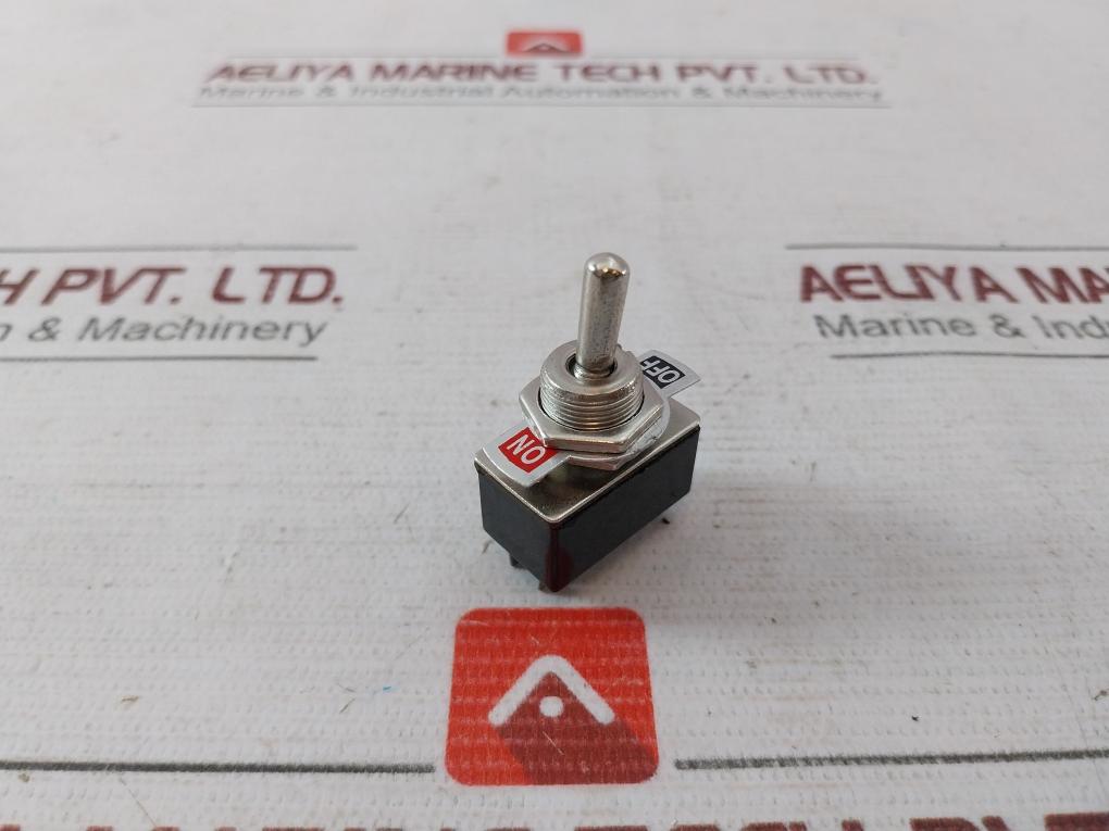 Lot of 3X 2A-250V Toggle Switch 4A-125A