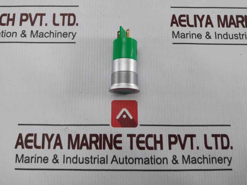 Lot Of 3X Apem Q22F1Gxxg12E Green Panel Indicator Light 250V 10A Apem2915