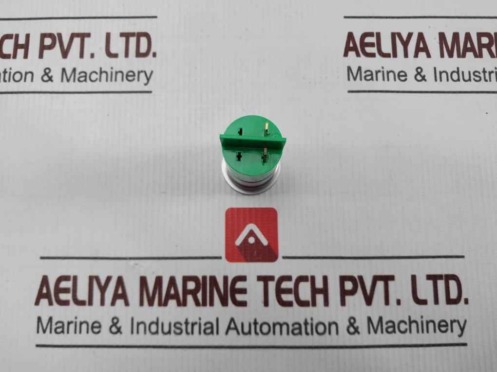 Lot Of 3X Apem Q22F1Gxxg12E Green Panel Indicator Light 250V 10A Apem2915