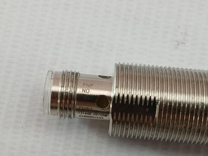 Lot Of 3X E2A-m18Ks08-m1-b1 Omron Inductive Sensor