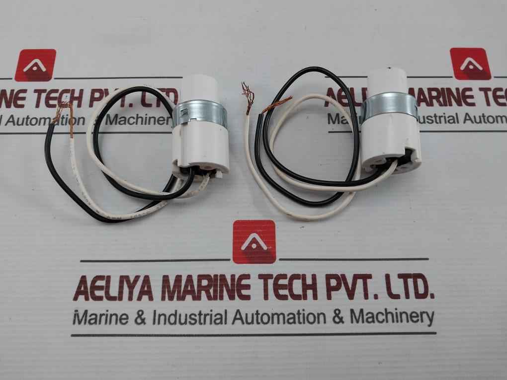 Lot Of 3X General Electric Alf-272-52 Lamp Holder 660W