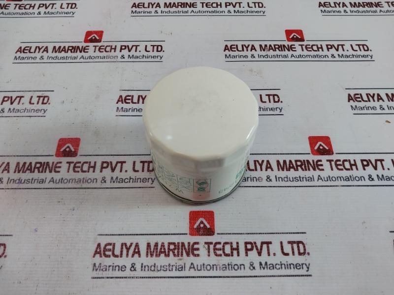 Lot of 4X MANN FILTER W 712/43 Oil Filter