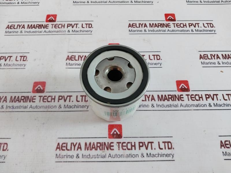 Lot of 4X MANN FILTER W 712/43 Oil Filter