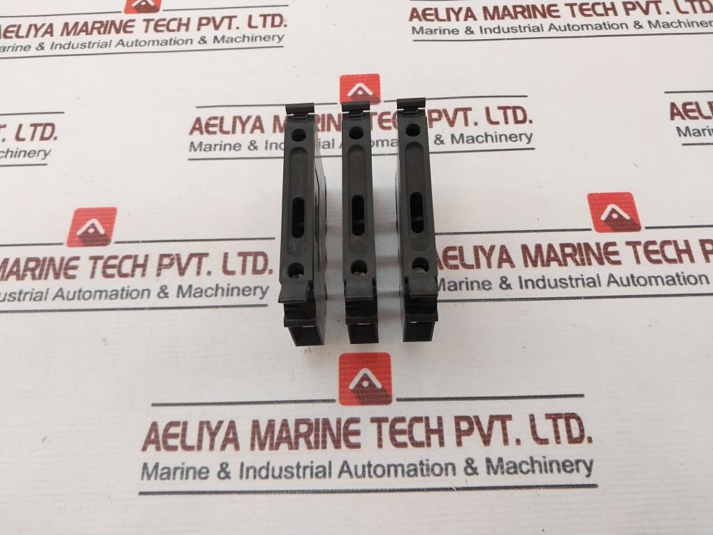 Lot of 3X Phoenix Contact UK6,3-HESI Fuse Modular Terminal Block