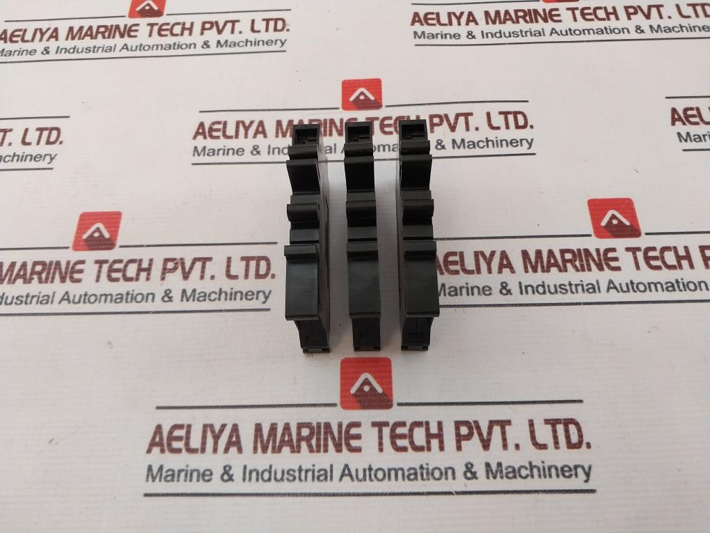Lot of 3X Phoenix Contact UK6,3-HESI Fuse Modular Terminal Block