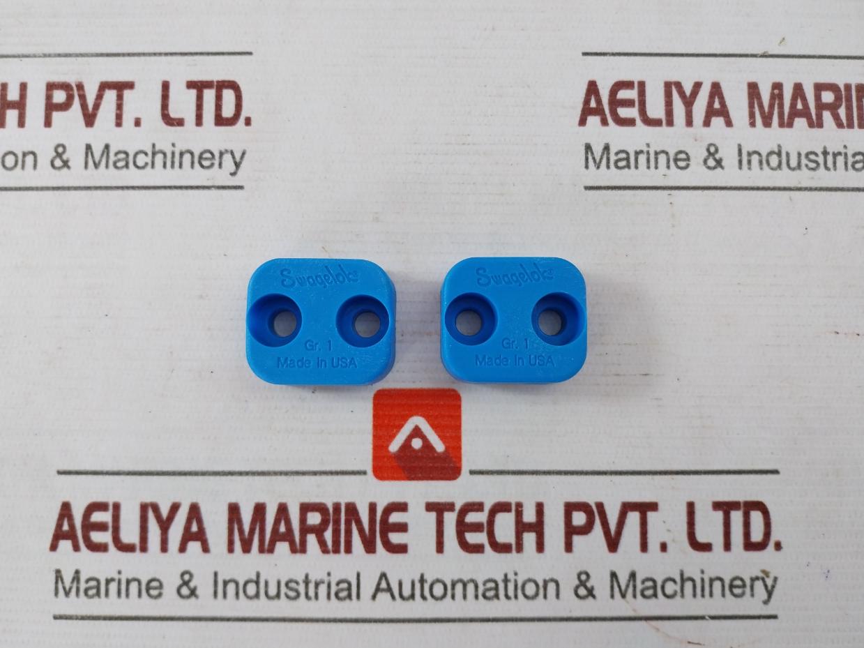 Lot Of 3X Swagelok 30128629 Bolted Plastic Clamp Tube Support 304-Si-Pp-4T