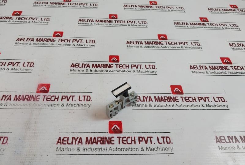 Lot Of 50X Elmex Scun End Clamp With Marking Label Holder
