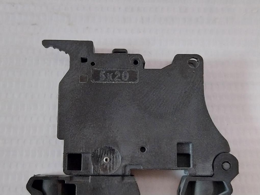 Lot Of 43X Phoenix Contact Ut 4-l/Hesi (5X20) Fuse Modular Terminal Block 500V