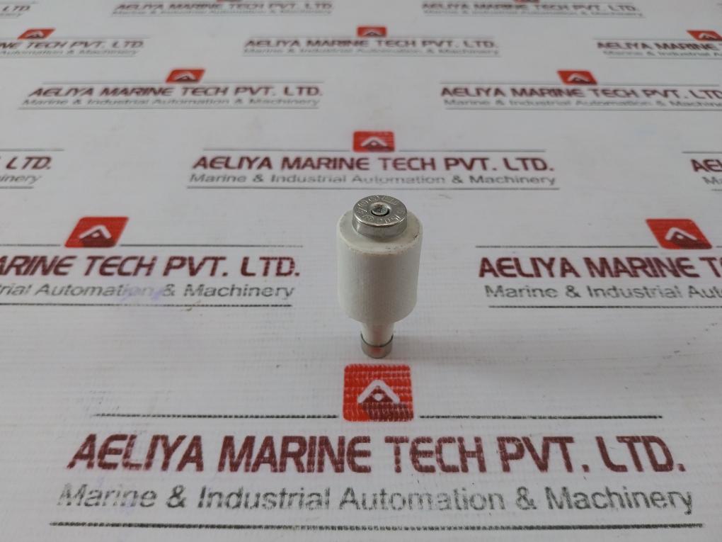 Lot Of 4X 16 Amp 500 Volt Bottle Fuse