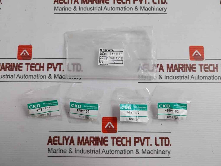 Lot Of 4X 4F9-103 Piston Assembly 18(A.B) Ckd