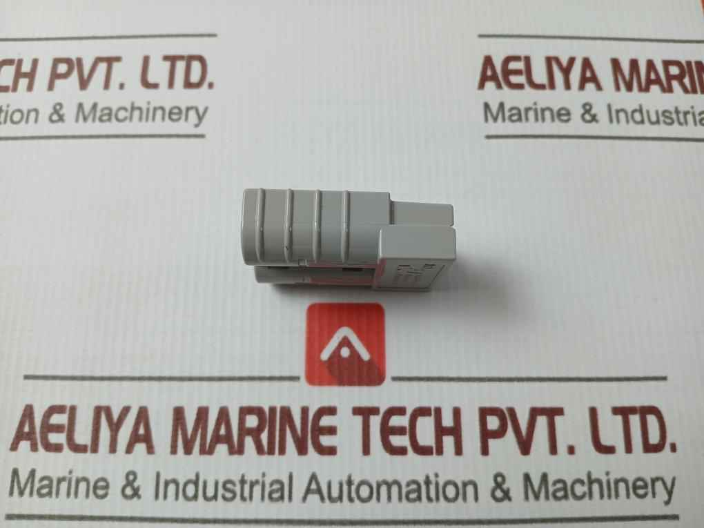 Lot Of 4X Anderson Power Products Sb 50A 600V Power Connector