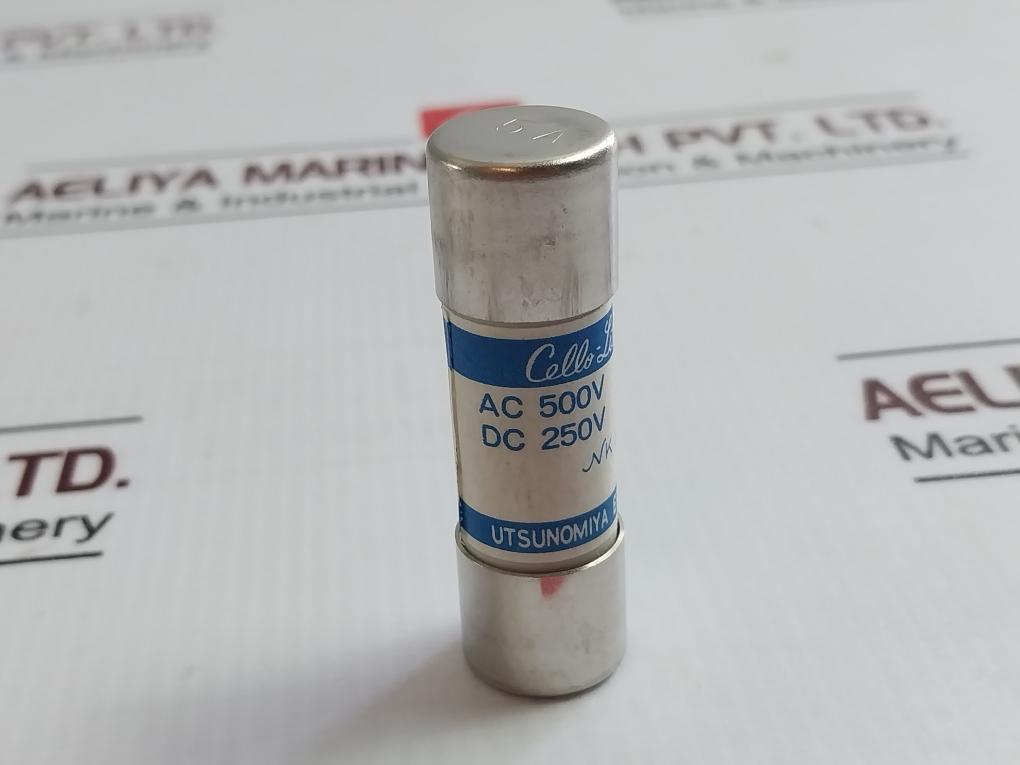 Lot Of 4X Cello-lite Fuse Uc1 Nk E-3112 5 A/Ampere Acl50