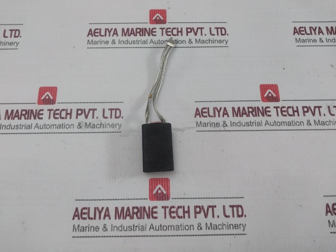 Lot Of 4X Helwig Carbon 10-621292 Carbon Brush