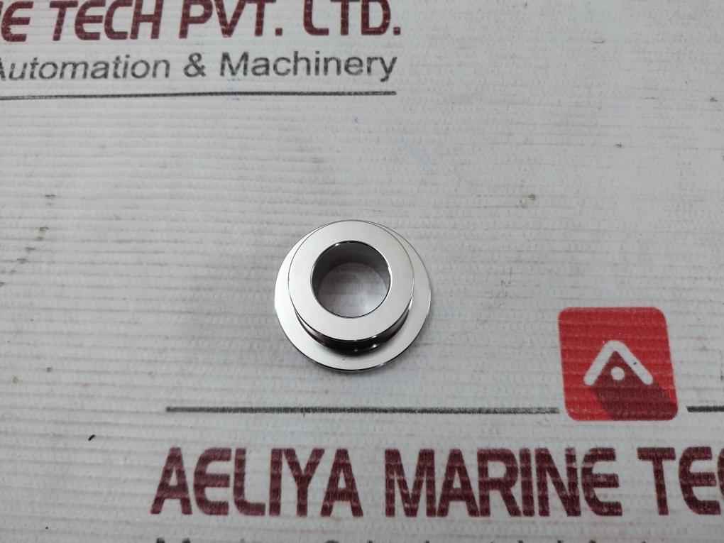 Lot Of 4X Oceaneering 0305923 Bushing, Tds