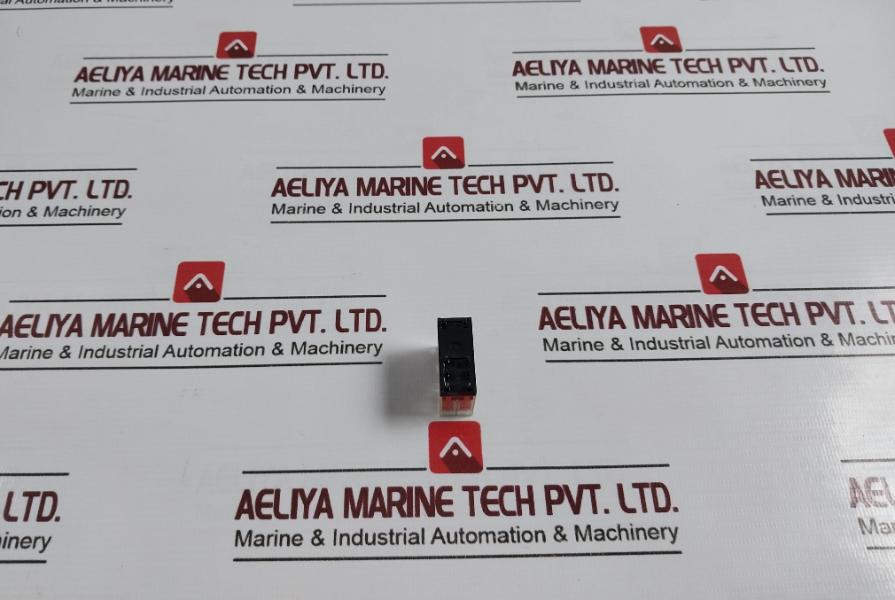 Lot Of 4X Omron G2R-2 Relay Plug 120Vac 5A 250V Ac