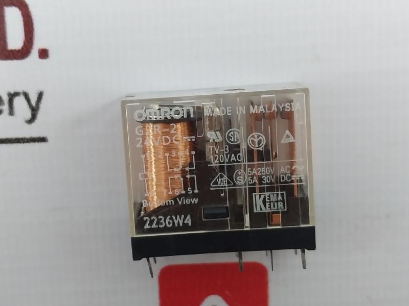 Lot of 4X OMRON G2R-2 Relay Plug 120VAC 5A 250V AC
