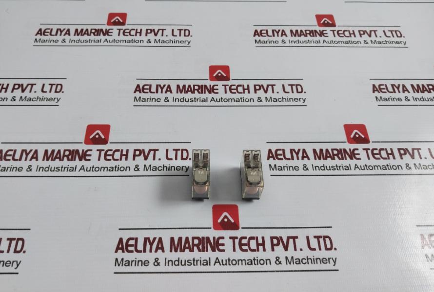 Lot Of 4X Omron G2R-2 Relay Plug 5A 250V Ac/30V Dc 0127W4