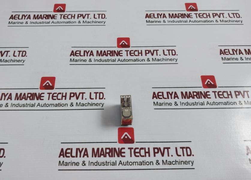 Lot Of 4X Omron G2R-2 Relay Plug 5A 250V Ac/30V Dc 0127W4