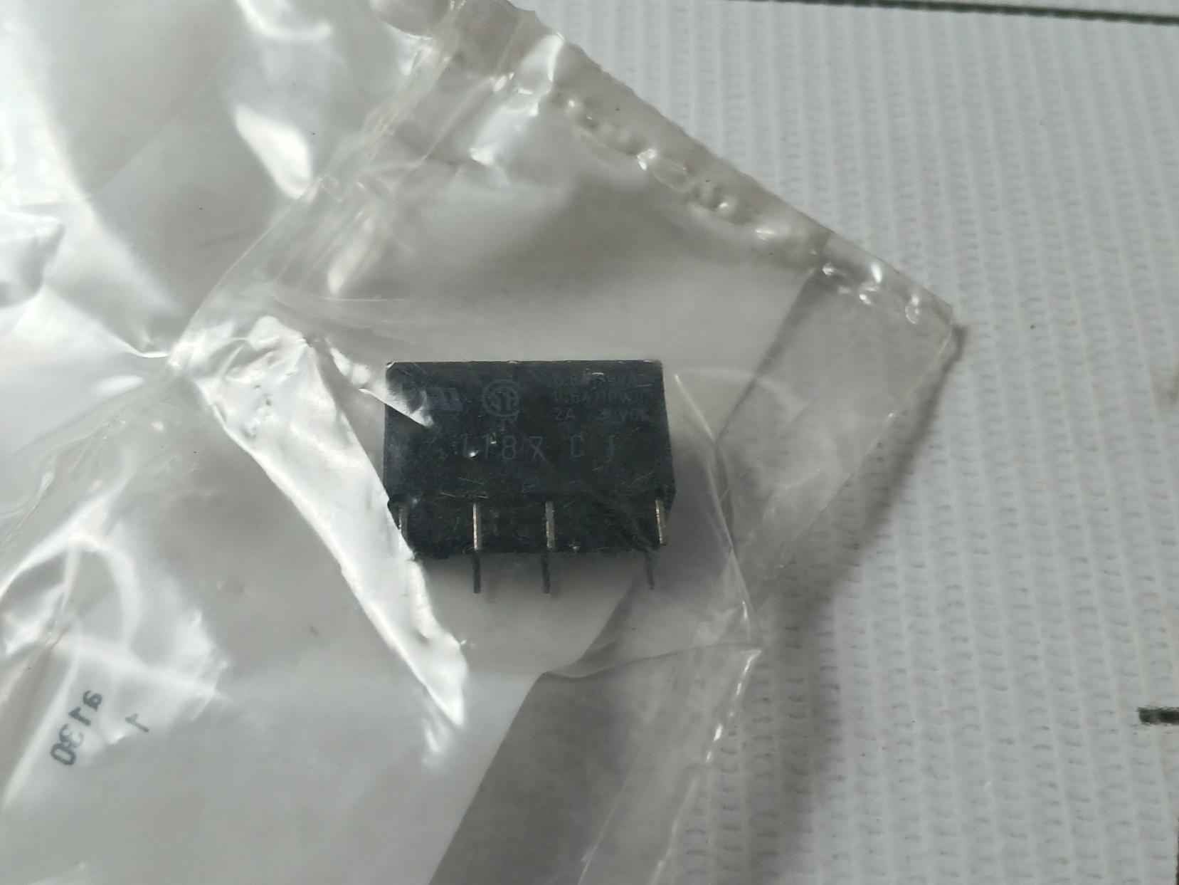 Lot Of 4X Omron G5V-2 Pcb Miniature Relay 0.6A 2A 30Vdc