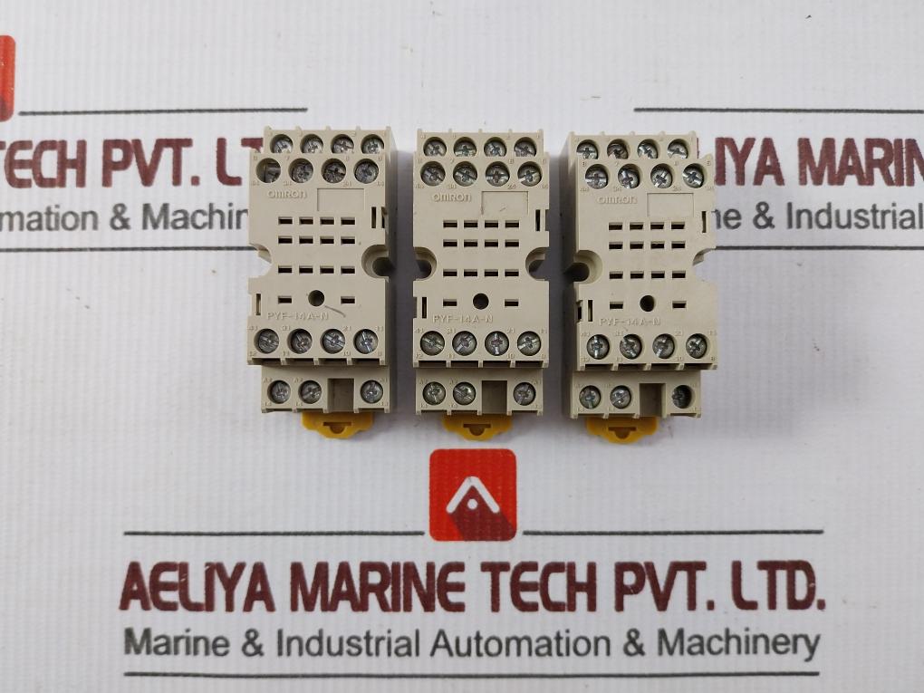 Lot Of 4X Omron Pyf-14A-N Relay Socket 5A 250Vac 2995C
