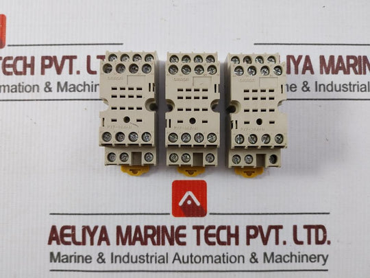 Lot Of 4X Omron Pyf-14A-N Relay Socket 5A 250Vac 2995C
