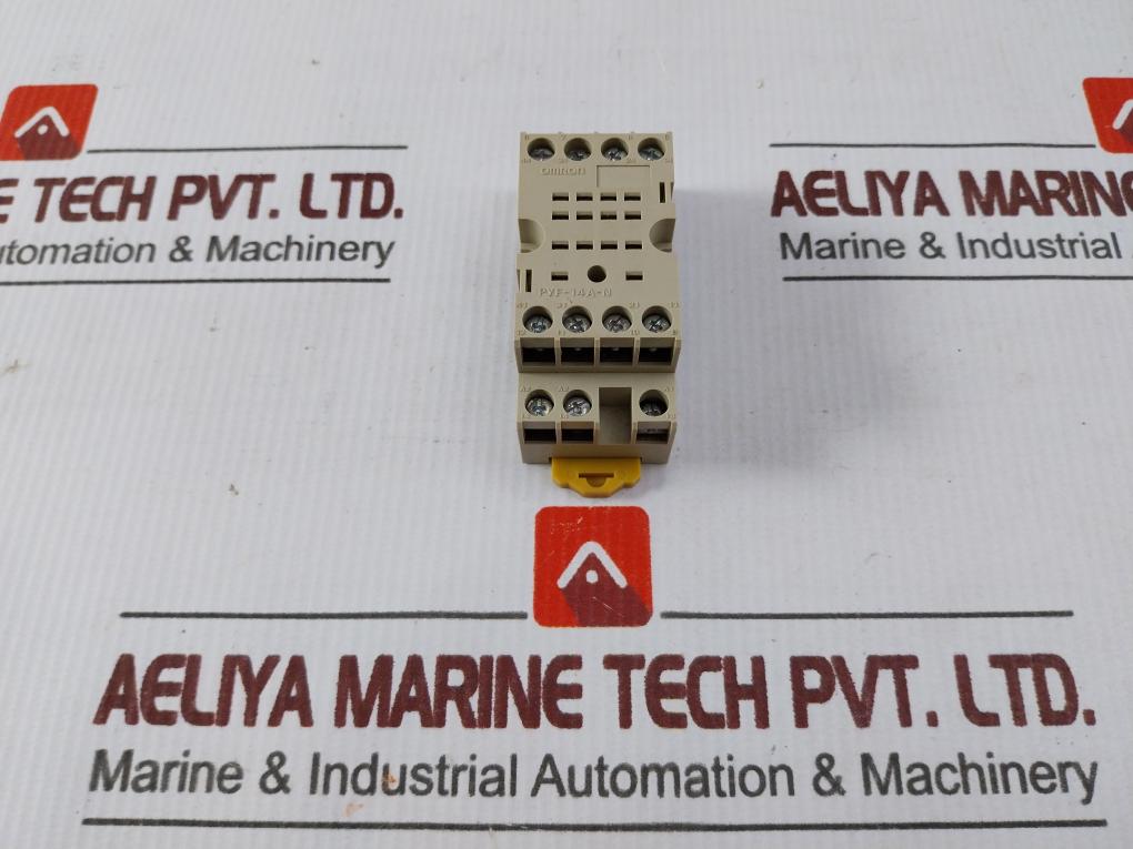 Lot Of 4X Omron Pyf-14A-N Relay Socket 5A 250Vac 2995C