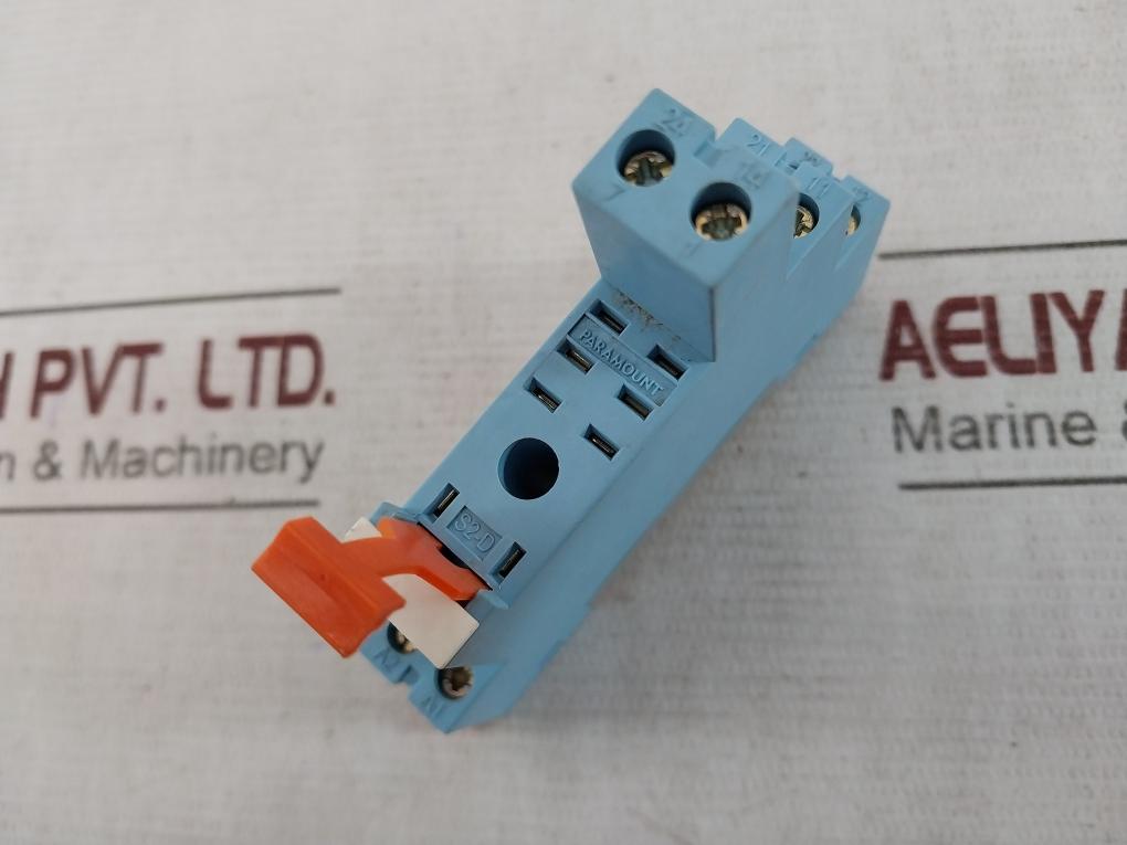 Lot of 4X Paramount S2-D Plug In Relay Socket 10A/250VAC