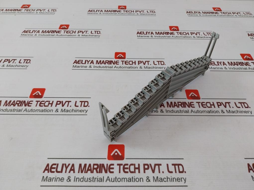 Lot Of 4X Phoenix Contact Zrv 8 Marshalling Panel