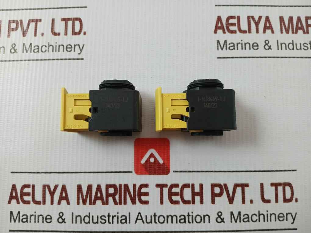 Lot Of 4X Te Connectivity Automotive Connector 1-1418469-1