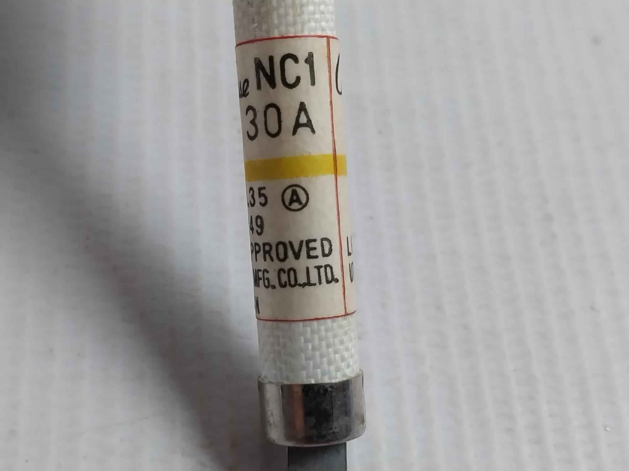 Lot Of 4X Utsunomiya Electric Nc1 Cello-lite Fuse Ac 500V Dc 250V 30 A